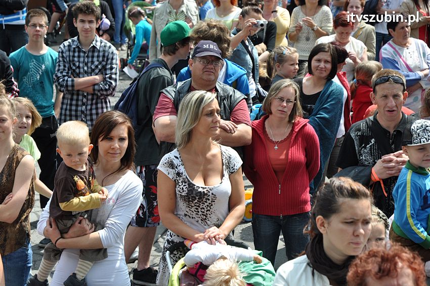 Koncert Zespołu Weekend i Adelibanda w Szubińskiej Dwójce