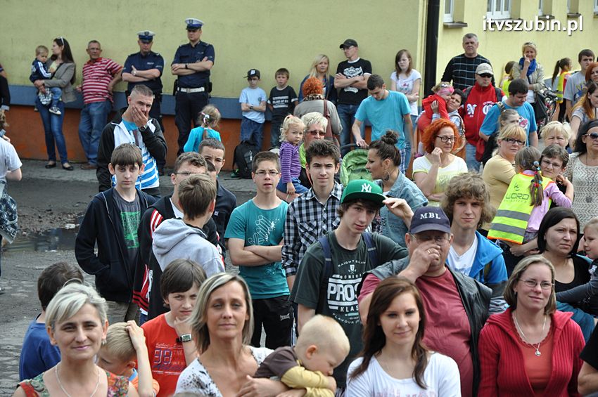 Koncert Zespołu Weekend i Adelibanda w Szubińskiej Dwójce