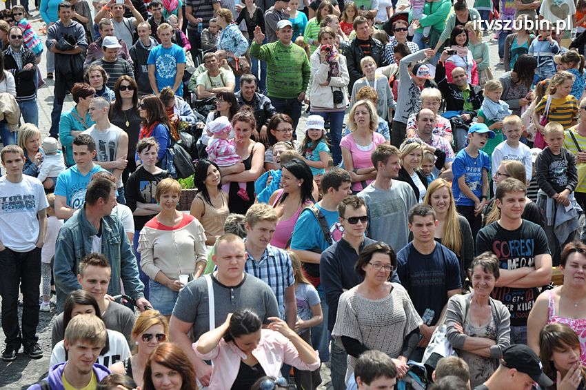 Koncert Zespołu Weekend i Adelibanda w Szubińskiej Dwójce