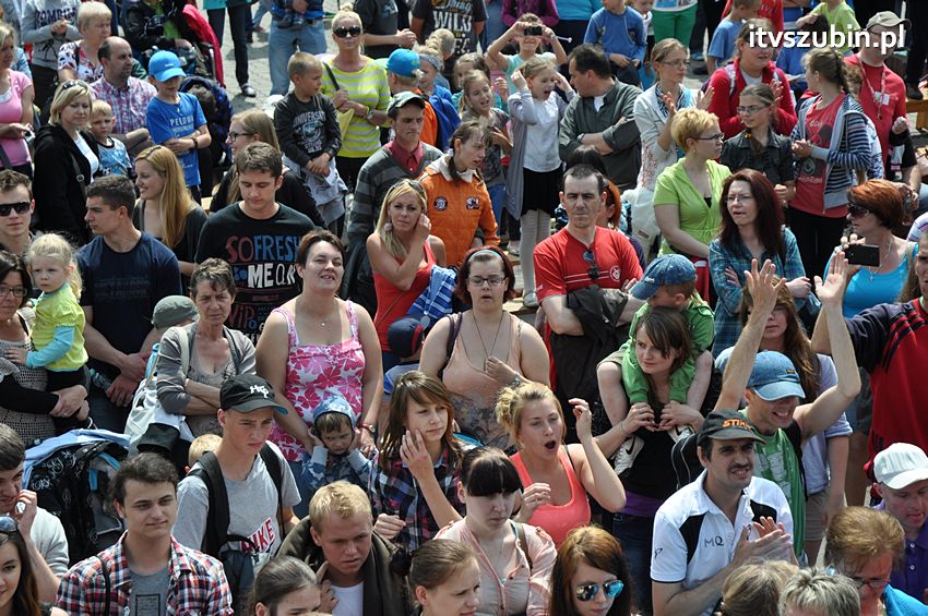 Koncert Zespołu Weekend i Adelibanda w Szubińskiej Dwójce