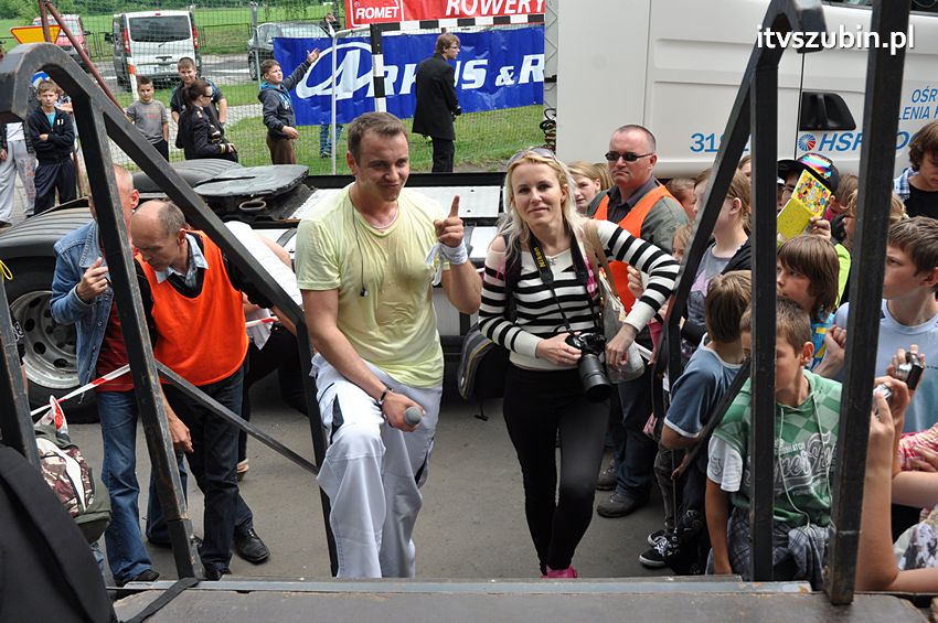 Koncert Zespołu Weekend i Adelibanda w Szubińskiej Dwójce