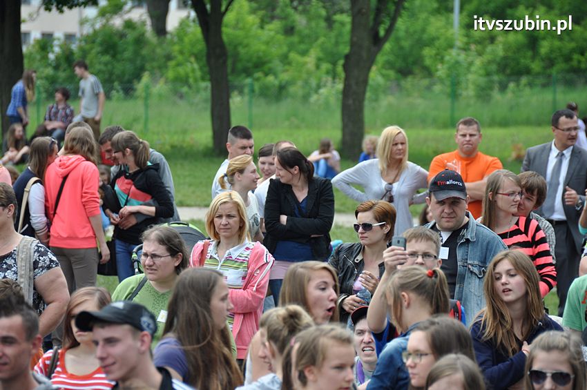 Koncert Zespołu Weekend i Adelibanda w Szubińskiej Dwójce