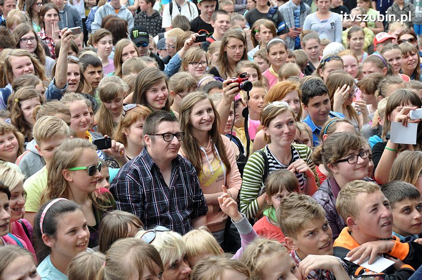 Koncert Zespołu Weekend i Adelibanda w Szubińskiej Dwójce