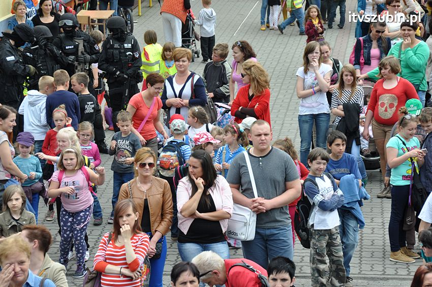 Koncert Zespołu Weekend i Adelibanda w Szubińskiej Dwójce