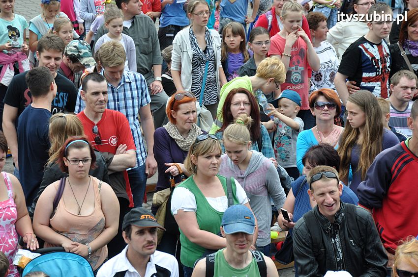 Koncert Zespołu Weekend i Adelibanda w Szubińskiej Dwójce