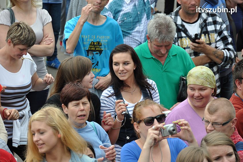 Koncert Zespołu Weekend i Adelibanda w Szubińskiej Dwójce