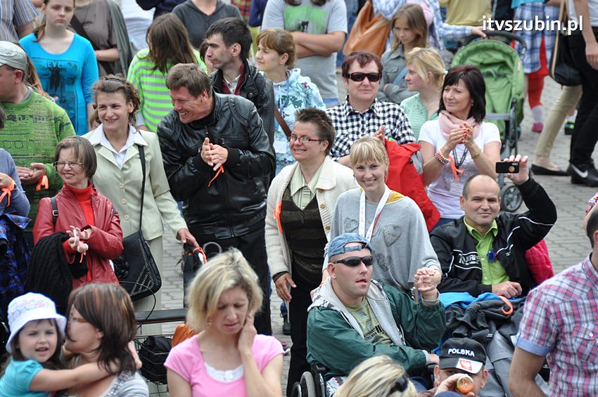 Koncert Zespołu Weekend i Adelibanda w Szubińskiej Dwójce