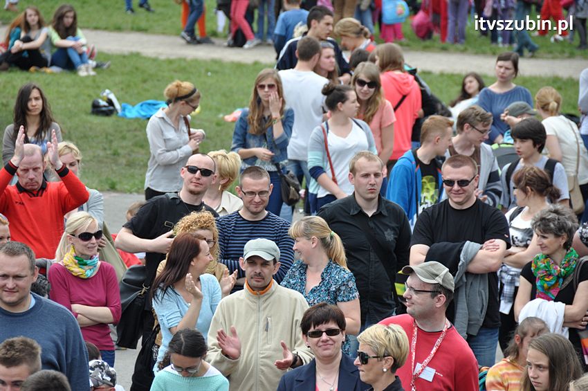 Koncert Zespołu Weekend i Adelibanda w Szubińskiej Dwójce