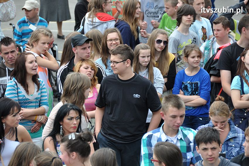 Koncert Zespołu Weekend i Adelibanda w Szubińskiej Dwójce