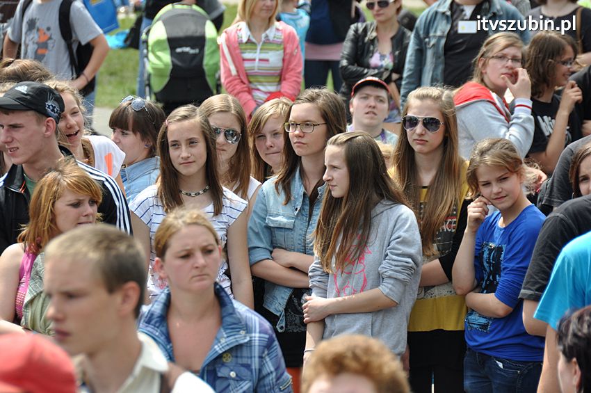 Koncert Zespołu Weekend i Adelibanda w Szubińskiej Dwójce