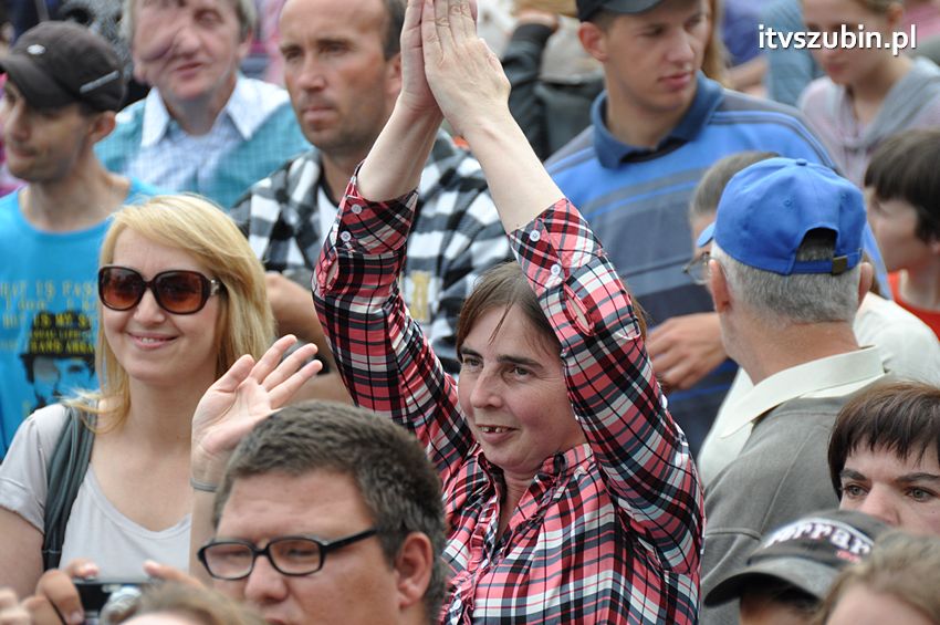 Koncert Zespołu Weekend i Adelibanda w Szubińskiej Dwójce