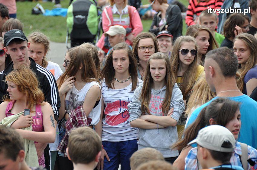 Koncert Zespołu Weekend i Adelibanda w Szubińskiej Dwójce