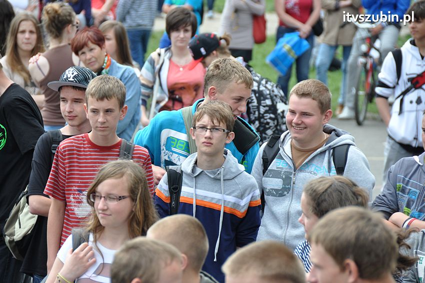 Koncert Zespołu Weekend i Adelibanda w Szubińskiej Dwójce