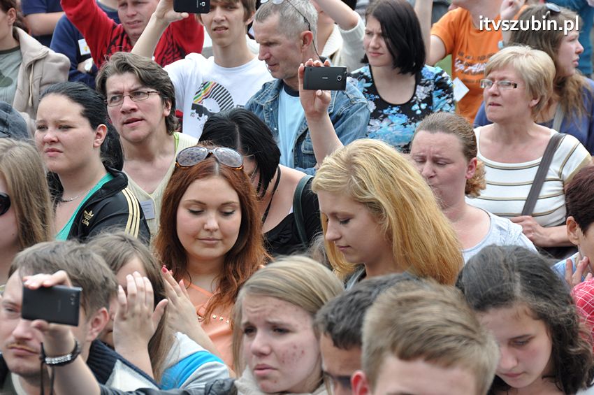 Koncert Zespołu Weekend i Adelibanda w Szubińskiej Dwójce