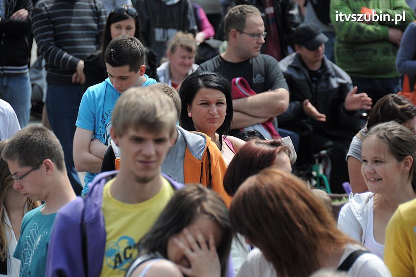Koncert Zespołu Weekend i Adelibanda w Szubińskiej Dwójce
