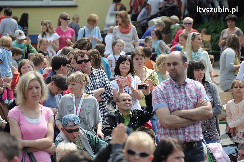 Koncert Zespołu Weekend i Adelibanda w Szubińskiej Dwójce