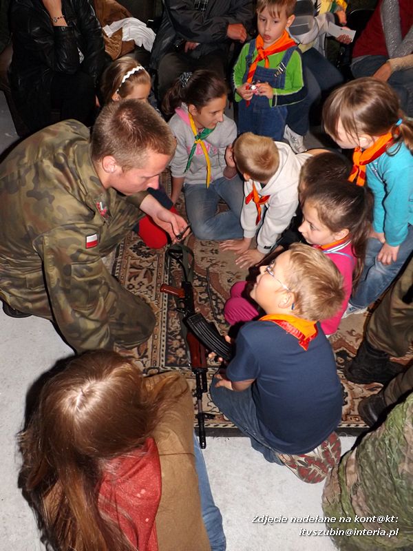 Deszczowa Marina i spotkanie z radiostacją