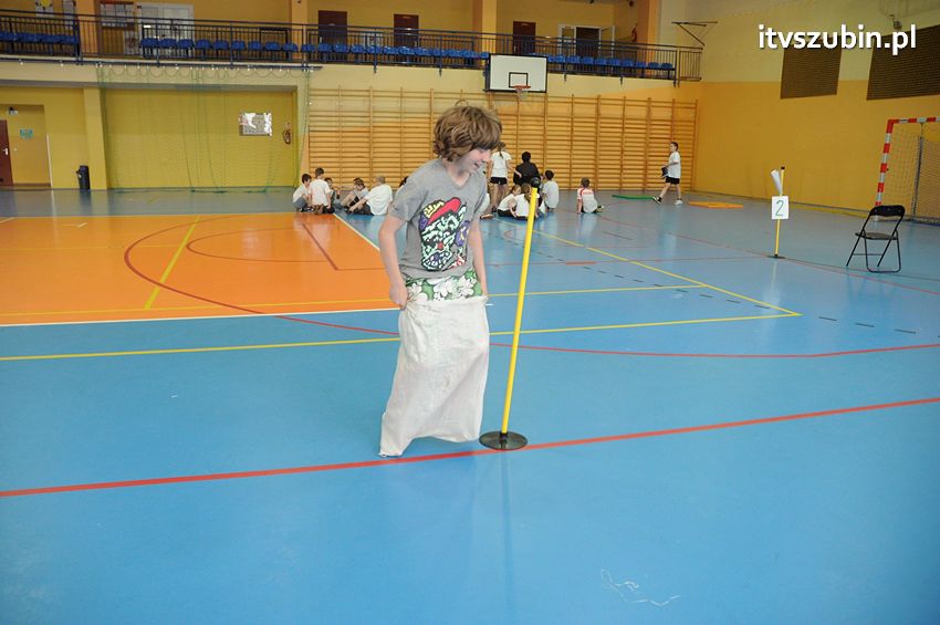 Kolorowo, zdrowo i sportowo w Szkole Podstawowej nr 1 w Szubinie