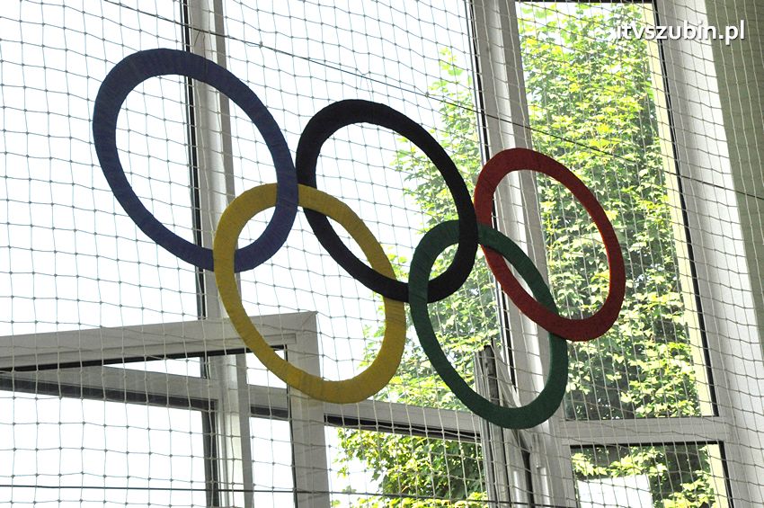 Szkoła Podstawowa w Turze zyskała patrona i sztandar