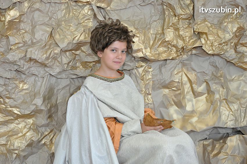 Szkoła Podstawowa w Turze zyskała patrona i sztandar