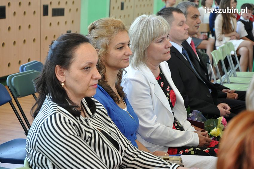 Szkoła Podstawowa w Turze zyskała patrona i sztandar