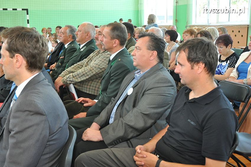 Szkoła Podstawowa w Turze zyskała patrona i sztandar