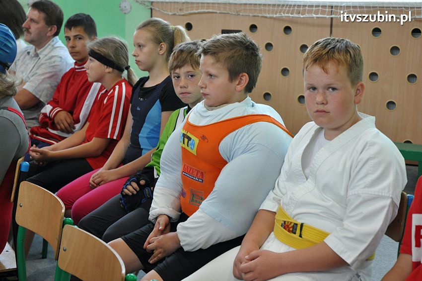 Szkoła Podstawowa w Turze zyskała patrona i sztandar