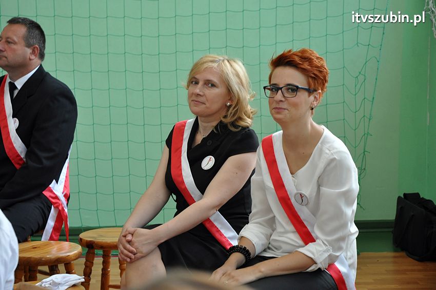 Szkoła Podstawowa w Turze zyskała patrona i sztandar