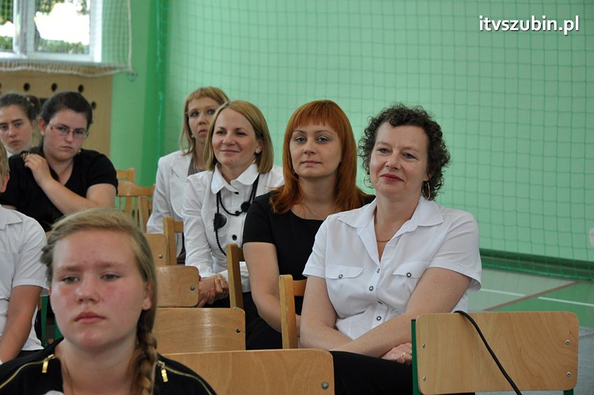 Szkoła Podstawowa w Turze zyskała patrona i sztandar