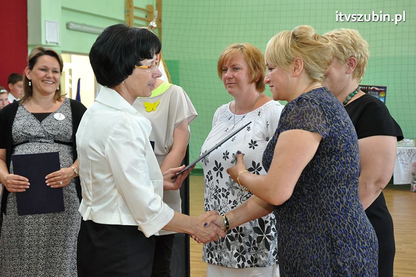 Szkoła Podstawowa w Turze zyskała patrona i sztandar