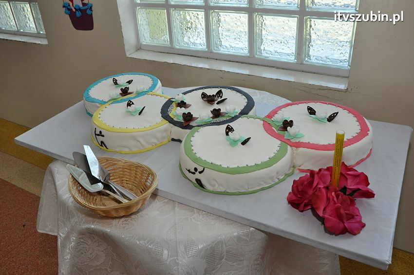 Szkoła Podstawowa w Turze zyskała patrona i sztandar