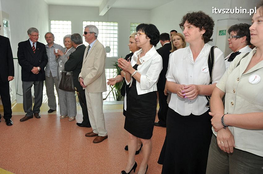 Szkoła Podstawowa w Turze zyskała patrona i sztandar