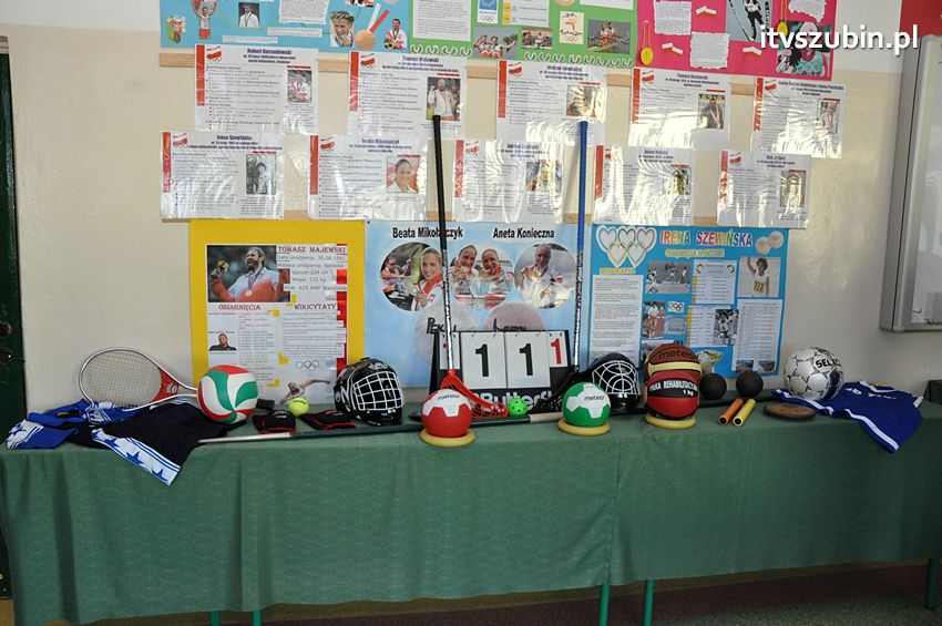 Szkoła Podstawowa w Turze zyskała patrona i sztandar