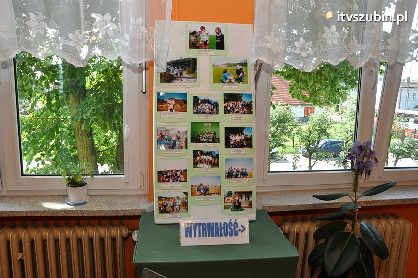 Szkoła Podstawowa w Turze zyskała patrona i sztandar