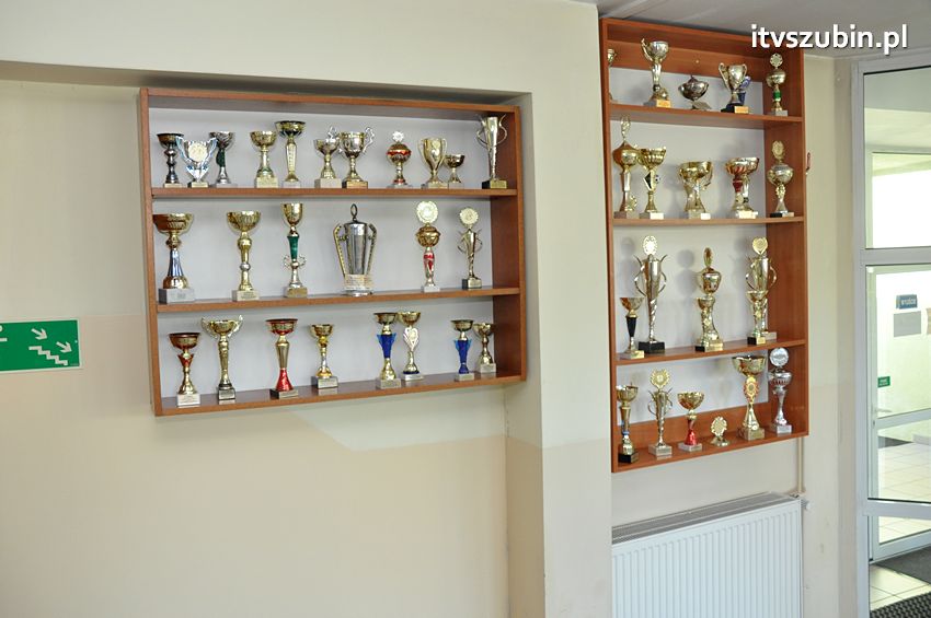 Szkoła Podstawowa w Turze zyskała patrona i sztandar