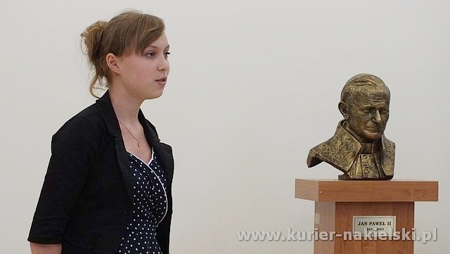 Powiatowy Konkurs Recytatorski Poezji Jana Pawła II