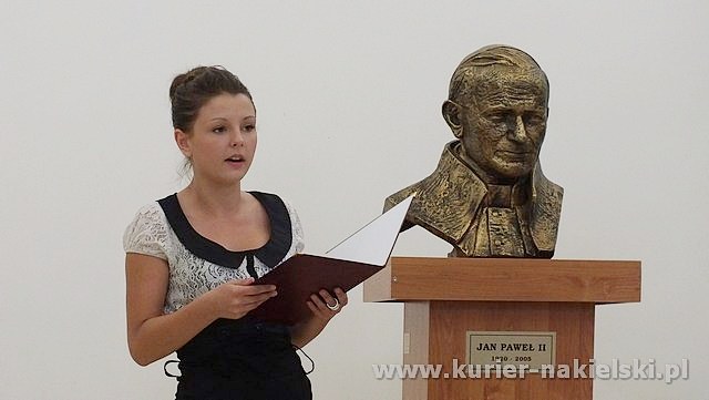 Powiatowy Konkurs Recytatorski Poezji Jana Pawła II