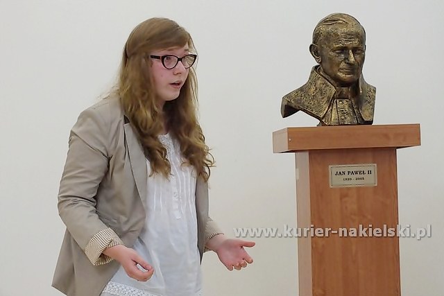 Powiatowy Konkurs Recytatorski Poezji Jana Pawła II