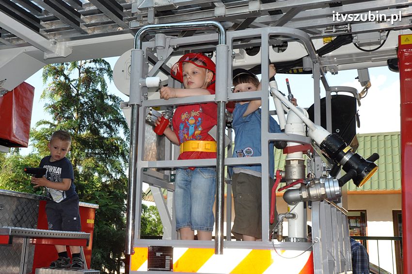 Festyn rodzinny ?Zdrowy i bezpieczny przedszkolak? w przedszkolu nr 2 w Szubinie