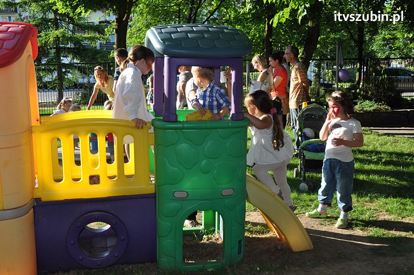 Festyn rodzinny ?Zdrowy i bezpieczny przedszkolak? w przedszkolu nr 2 w Szubinie