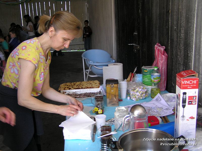 Maluchy z szubińskiej dwójki z wizytą w gospodarstwie rolnym w Szaradowie