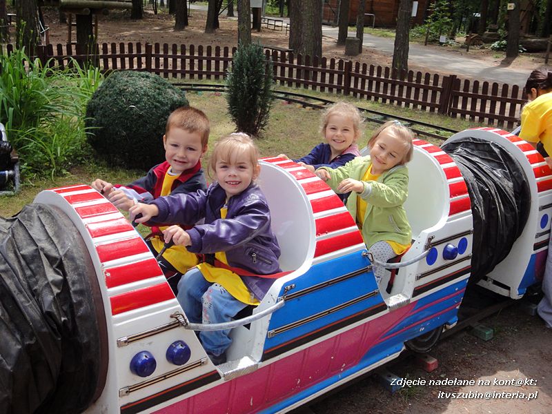 Maluchy ze Słoneczka na wycieczce w Myślęcinku