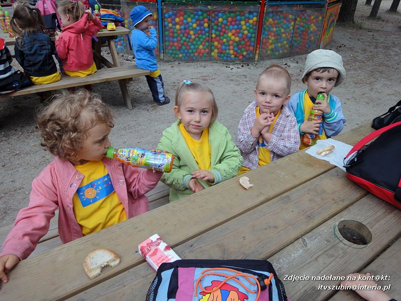 Maluchy ze Słoneczka na wycieczce w Myślęcinku