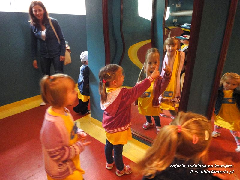 Maluchy ze Słoneczka na wycieczce w Myślęcinku