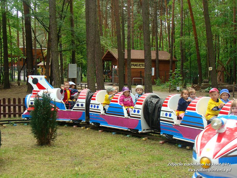 Maluchy ze Słoneczka na wycieczce w Myślęcinku