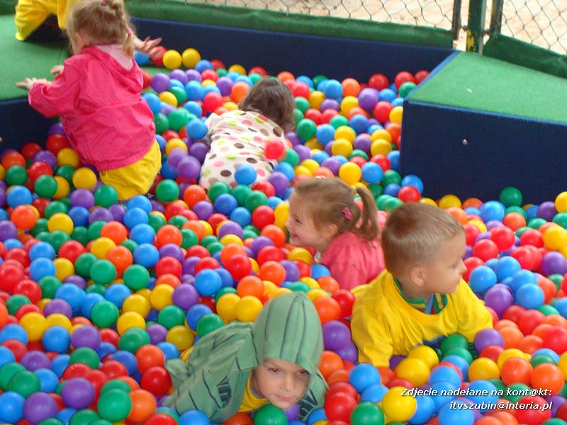 Maluchy ze Słoneczka na wycieczce w Myślęcinku