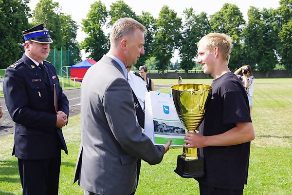 Powiatowe Zawody Sportowo-Pożarnicze w Mroczy