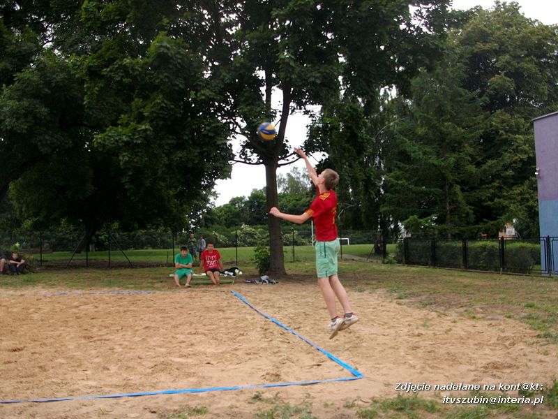 Międzyszkolny Turniej Siatkówki Plażowej w Kowalewie