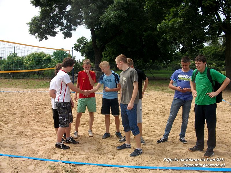 Międzyszkolny Turniej Siatkówki Plażowej w Kowalewie