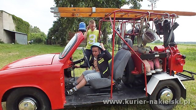 Impreza plenerowa z okazji Dnia Dziecka dla dzieci strażaków